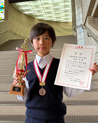 受賞者記念披露コンサート、北関東A 恒吉隼くん(小2) 最優秀賞